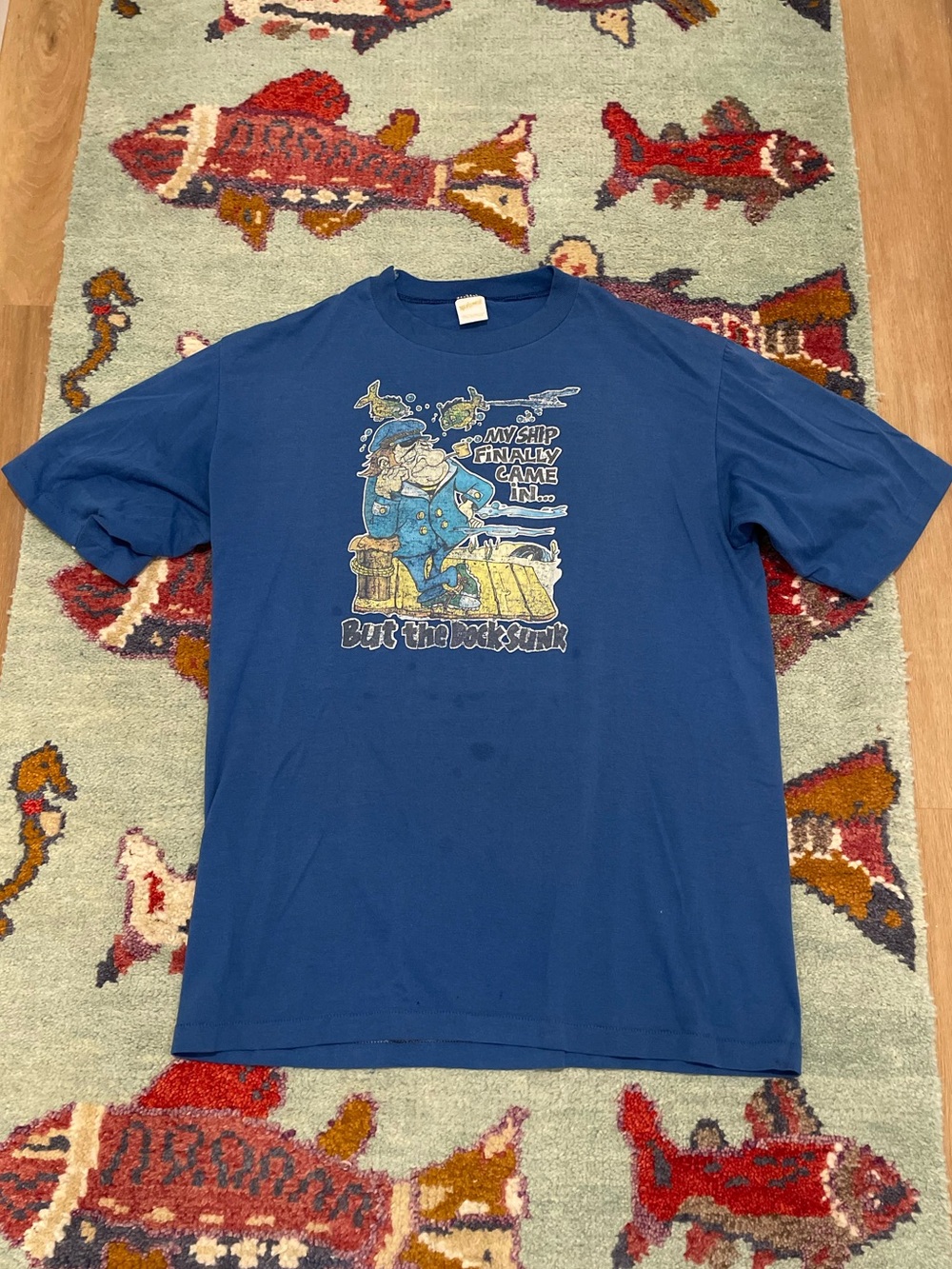 Vintage 90s Fishing Outdoors Men’s Funny Graphic T-shirt